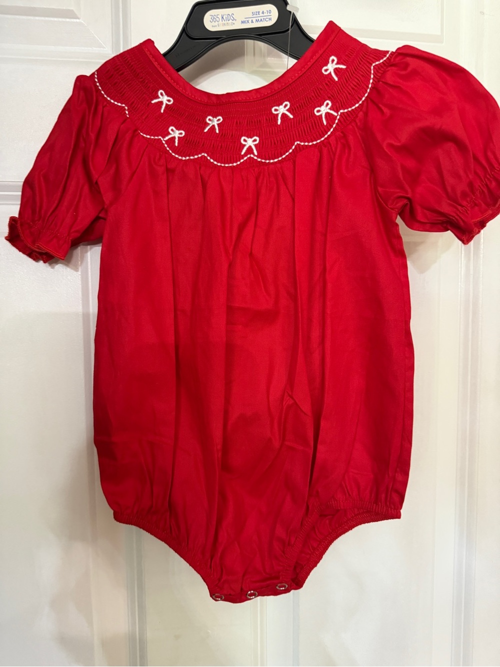 NWT Unbranded Red Girls Smocked One-Piece Bodysuit-adorable!